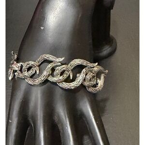 Textured Flame Link Bracelet Womens 7.25in Silver Brutalist Textured